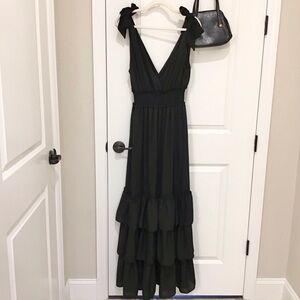 Judith March Tiered Maxi Dress Black Size M, EUC